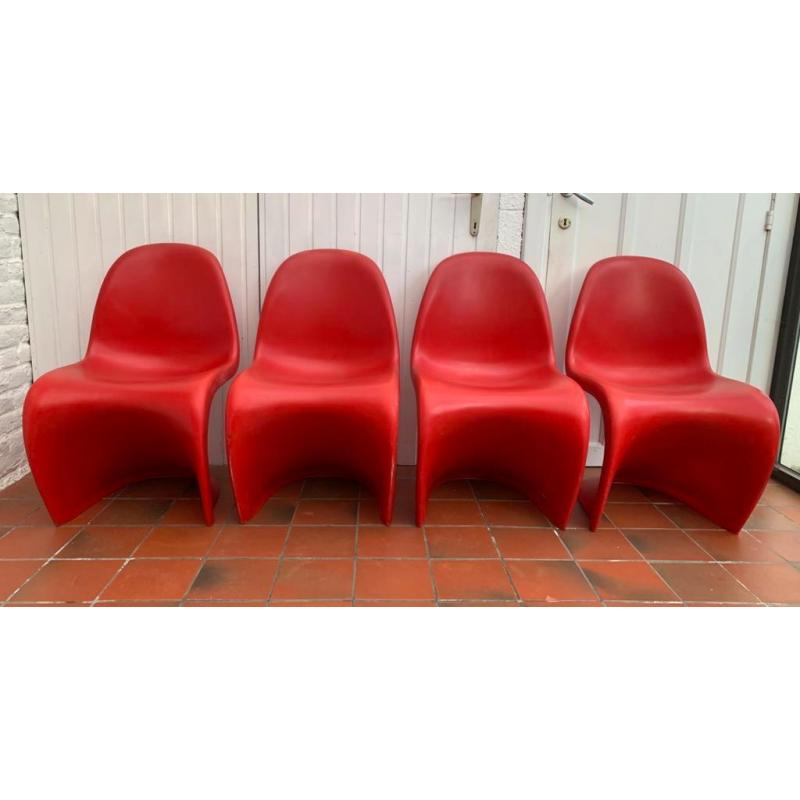 4 vintage Pantom replica stoelen