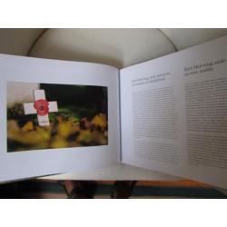 Buitengewoon fotoboek „SILENT FIELDS” (14-18) Eng + Nl